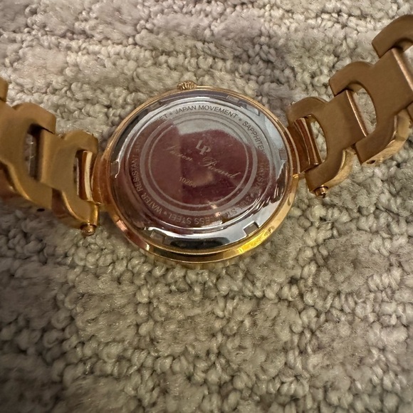 Lucien Piccard watch with white and blue face - Picture 5 of 5